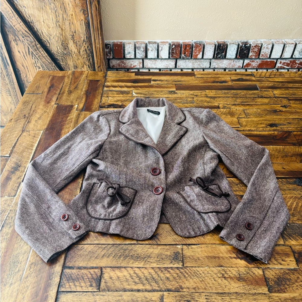 Vintage-inspired Women's Tweed Blaze  Chic Brown Women's Blazer